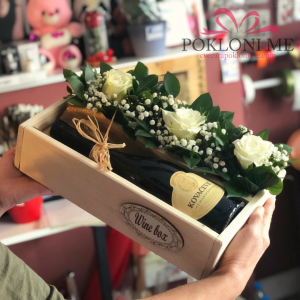 Wine Box - Vino belo Kovačević & Bele ruže + Poklon čestitka